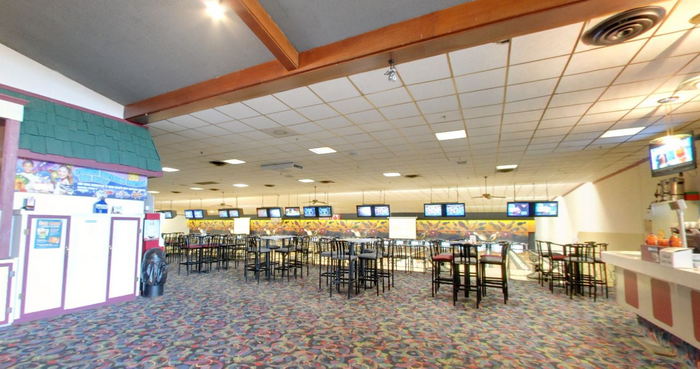 Sunnybrook Lanes (Sunnybrook Motel) - Old Web Listing (newer photo)